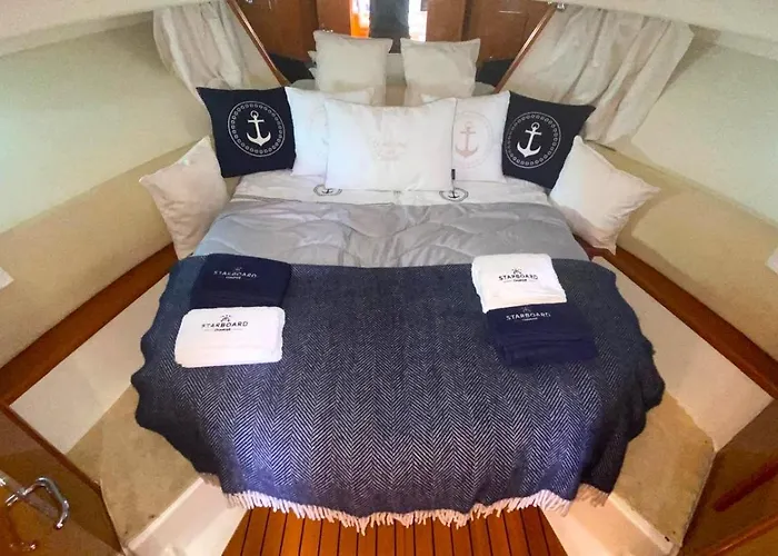 Starboard Charter Nikiana